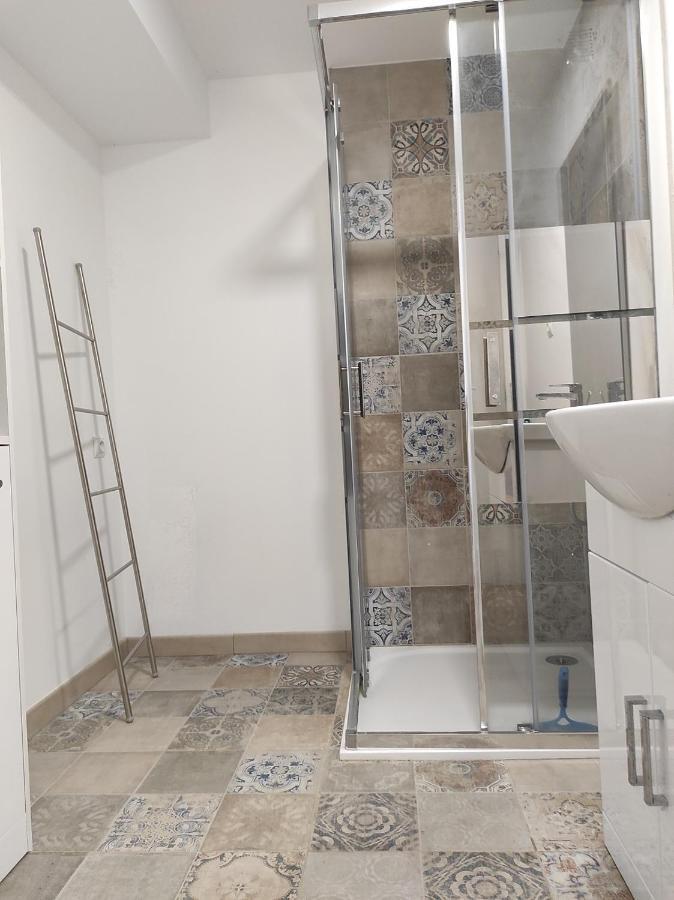 Les Quatre Chenes Apartment บูดูออง ภายนอก รูปภาพ